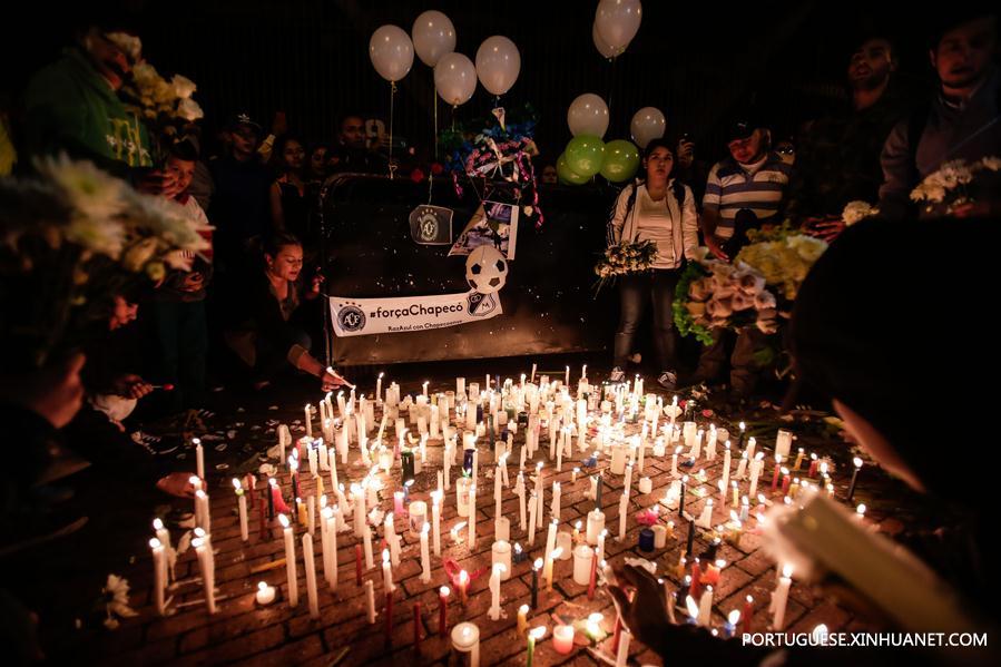 Brasil de luto pela equipe de futebol morta em acidente de avi?o