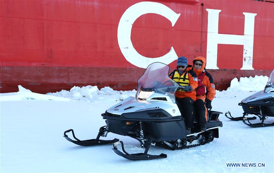 Navio de pesquisa Xuelong na 33a expedi??o antártica