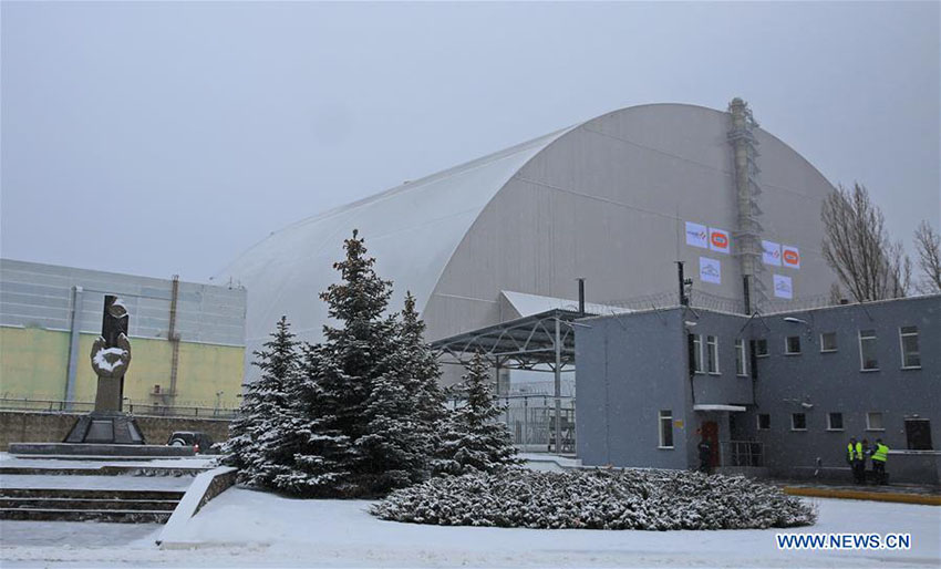 Ucrania constrói nova cobertura de seguran?a no local do reator de Chernobyl
