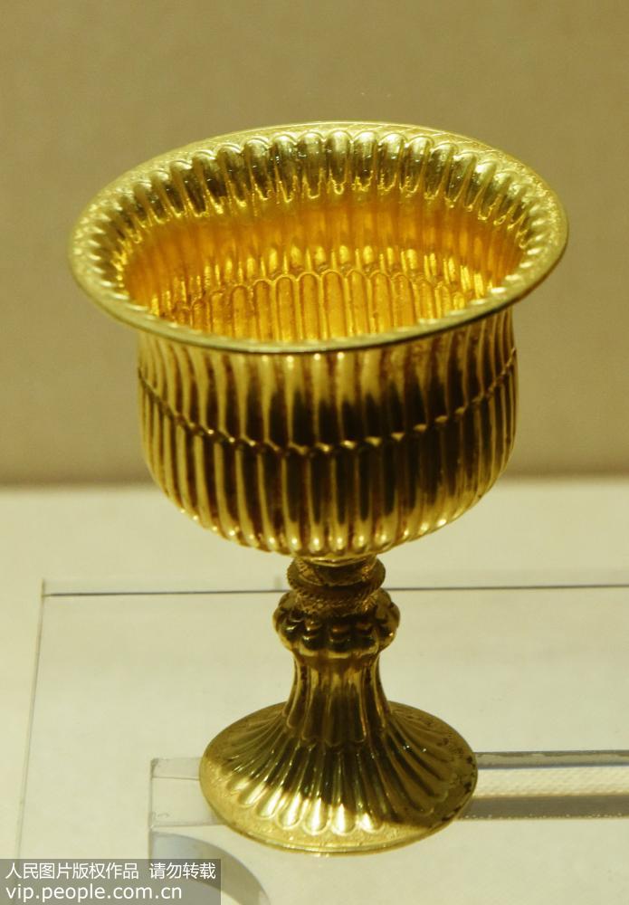 Relíquias culturais de ouro exibidas no leste da China