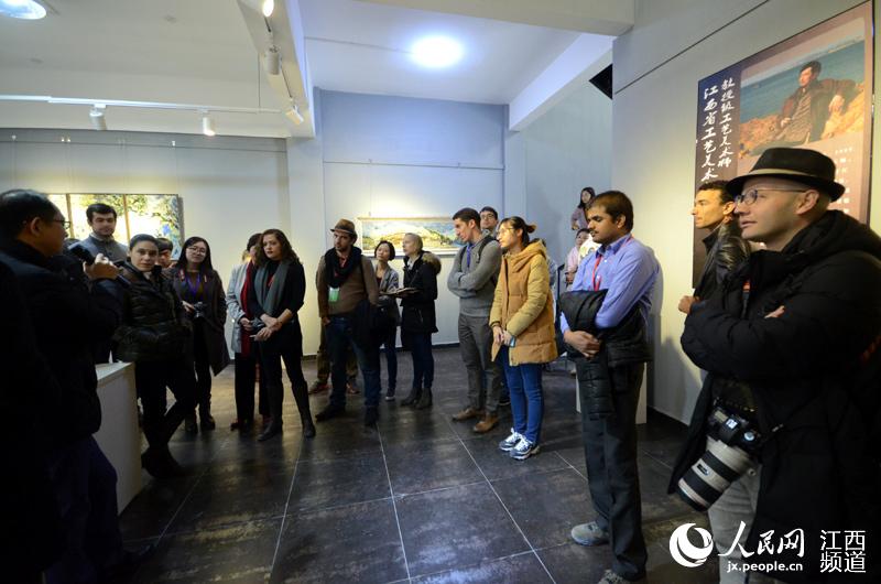 Porcelana, uma linguagem universal que dispensa tradu??o