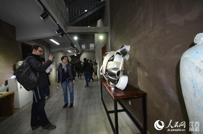 Porcelana, uma linguagem universal que dispensa tradu??o