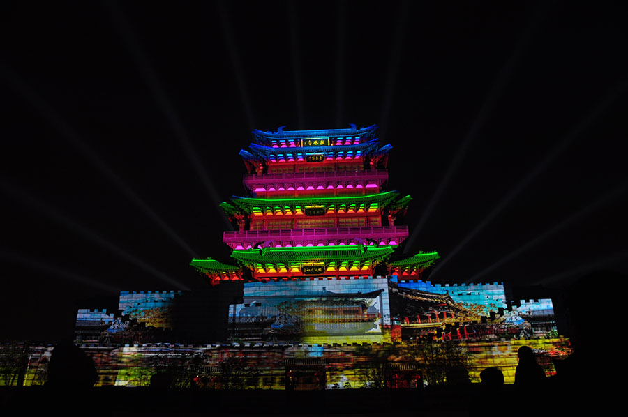 Espetáculo luminoso homenageia o dramaturgo Tang Xianzu no 400o aniversário do seu falecimento