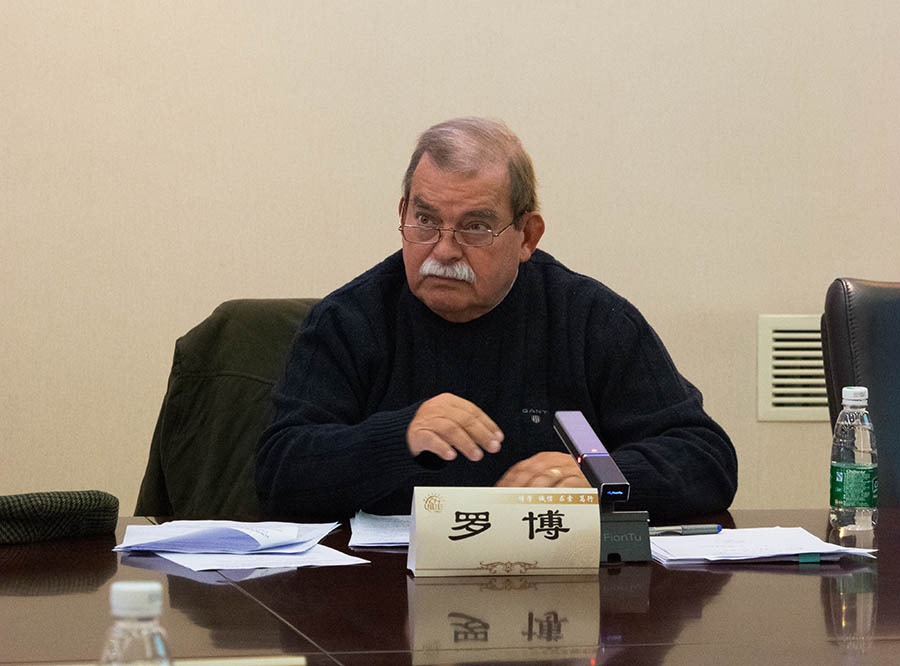 Seminário em torno do intercambio sino-luso-brasileiro realizado com sucesso em Beijing