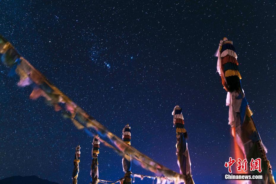 Fotos capturam extens?o celeste noturna no Tibete