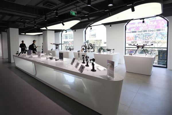 DJI na lideran?a da indústria de drones