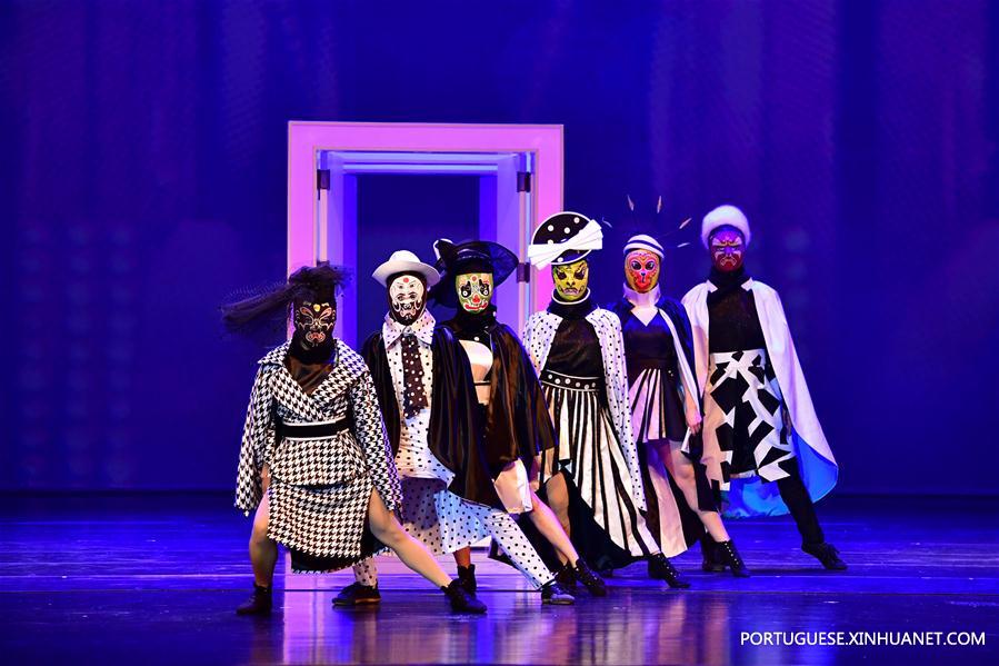 Luoyang realiza 3o Festival de Arte Acrobática da China