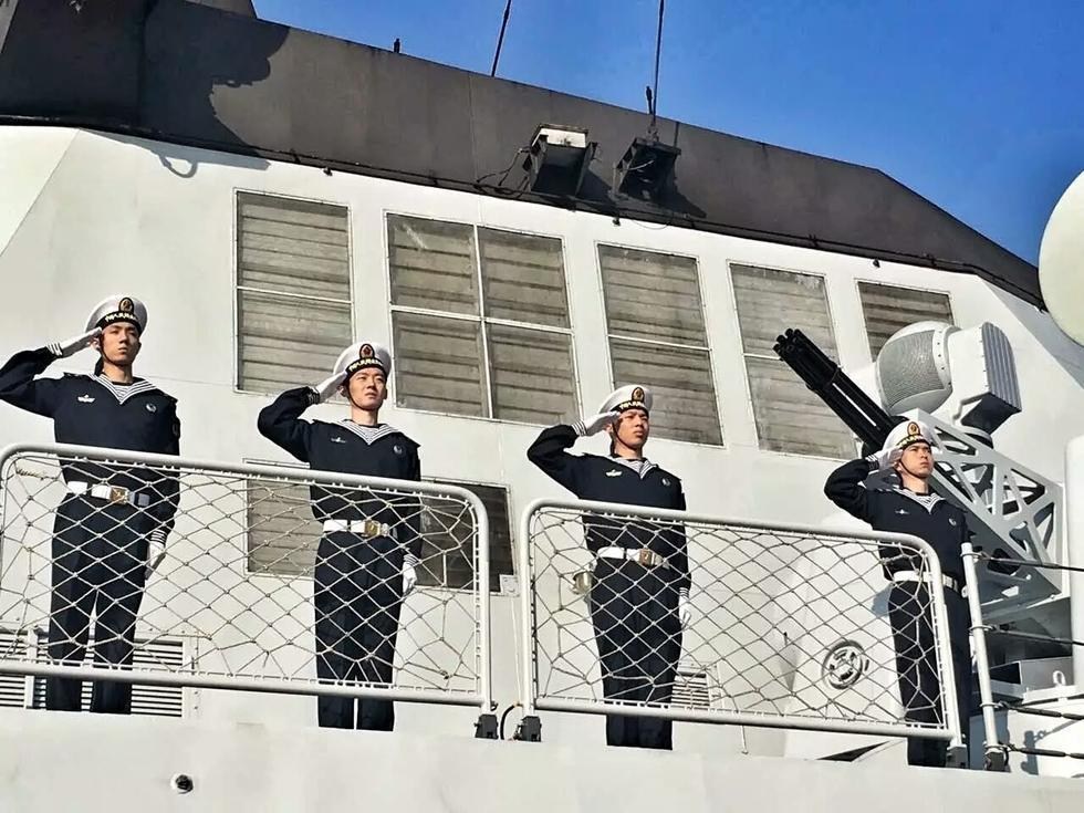 China envia frota de escolta ao Golfo de áden