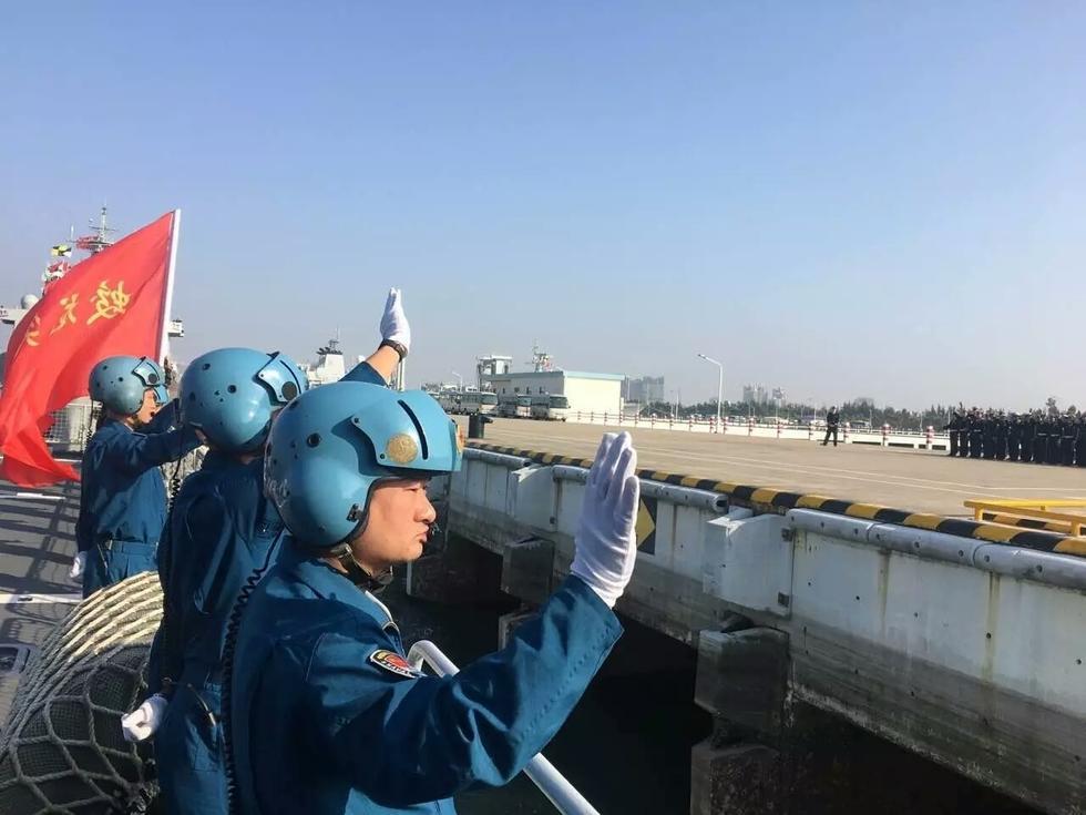 China envia frota de escolta ao Golfo de áden