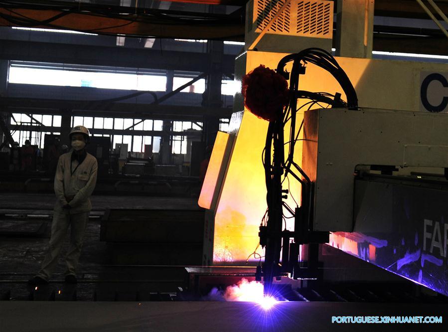 China inicia constru??o de navio de quebra-gelo, o primeiro construído pelo país