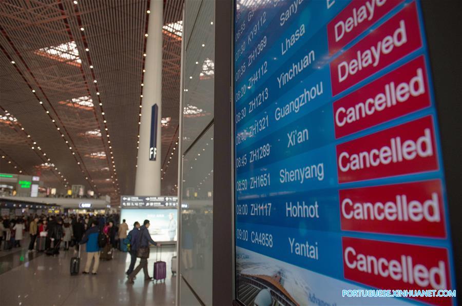 Polui??o pesada provoca atrasos generalizados e cancelamentos de voos em Beijing