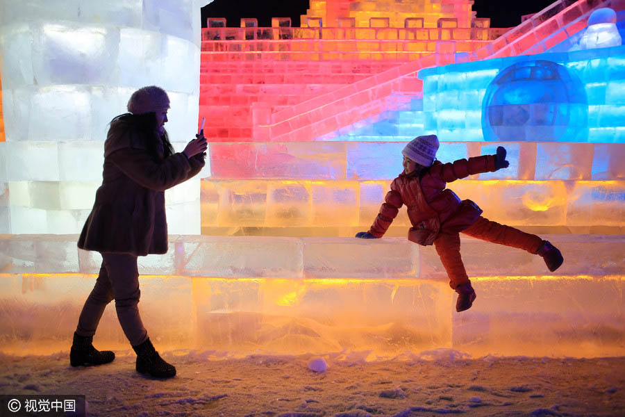 Inaugura??o experimental do Mundo de Gelo e Neve de Harbin