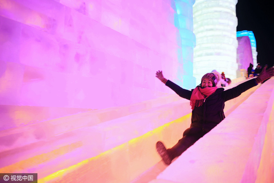 Inaugura??o experimental do Mundo de Gelo e Neve de Harbin