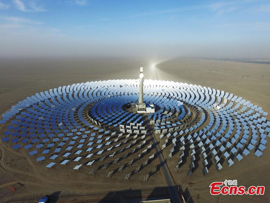 Central de energia solar em Dunhuang gera energia 24 horas por dia