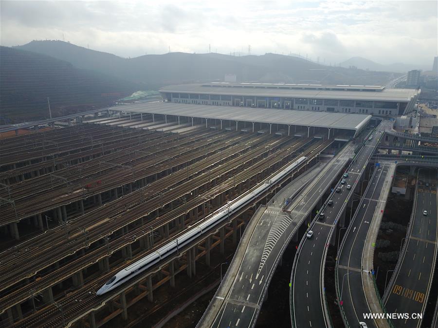 Se??o de Guiyang a Kunming da ferrovia Shanghai-Kunming estará em pleno funcionamento