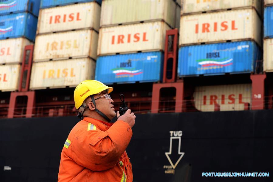 Produ??o do porto de Qingdao atinge recorde em 2016