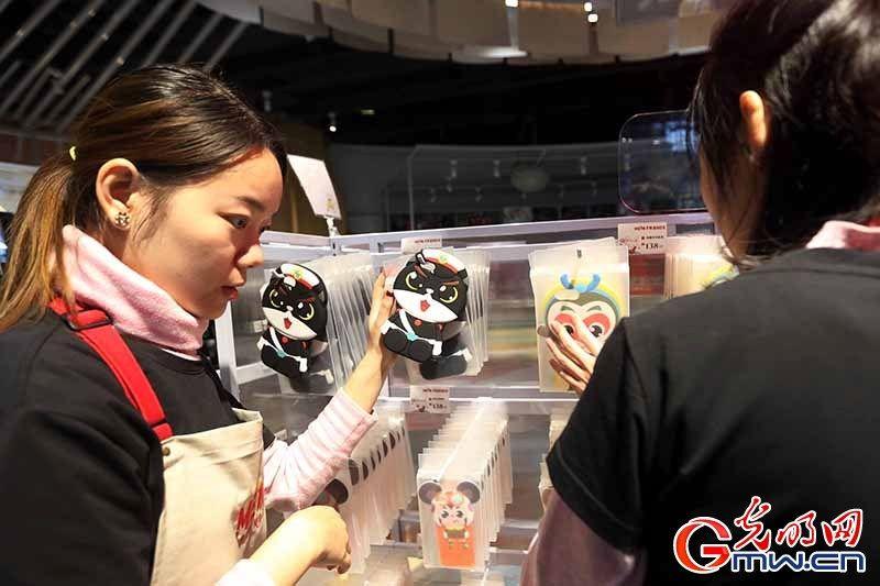 Inaugurada primeira loja temática de anima??o chinesa em Shanghai