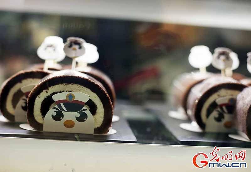 Inaugurada primeira loja temática de anima??o chinesa em Shanghai