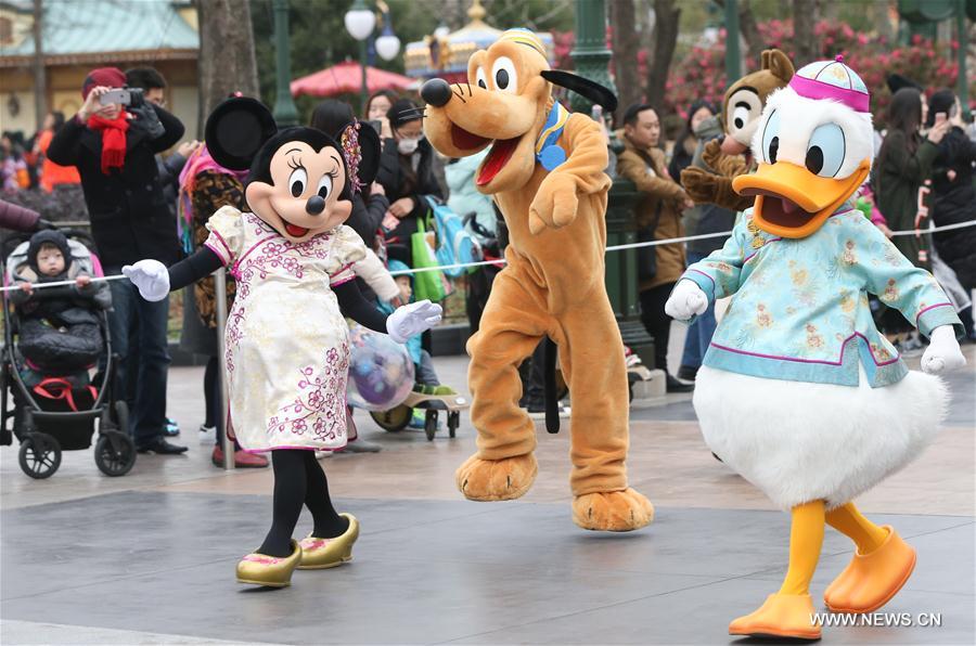 Disney de Shanghai se prepara para Ano Novo Chinês