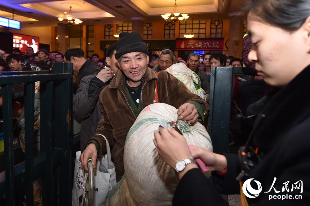 Arranca o período de desloca??es do Festival da Primavera de 2017