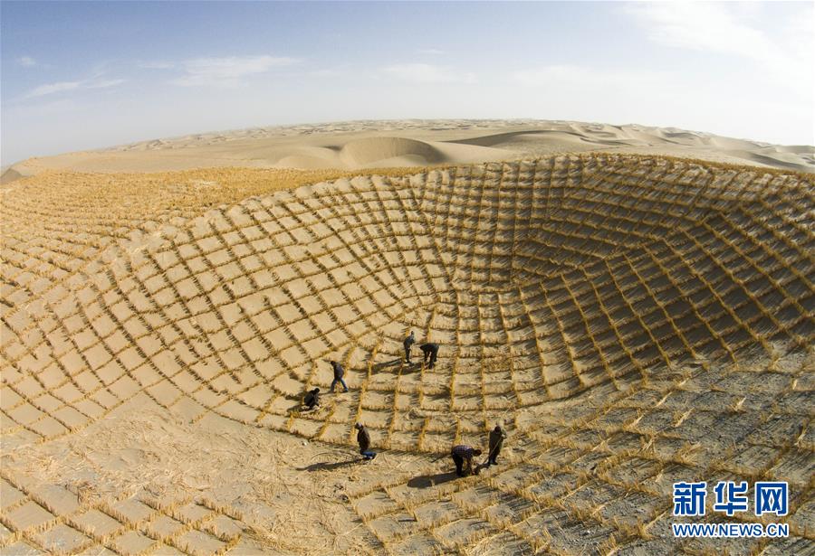 Condi??es adversas do Deserto Taklamakan progressivamente controladas
