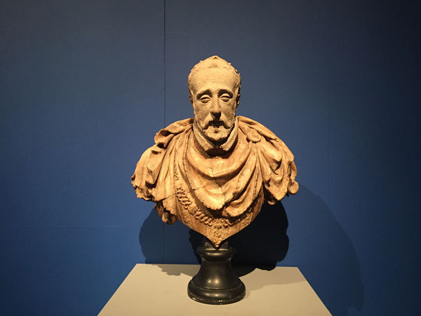 Tesouros artísticos do Louvre s?o exibidos em Beijing