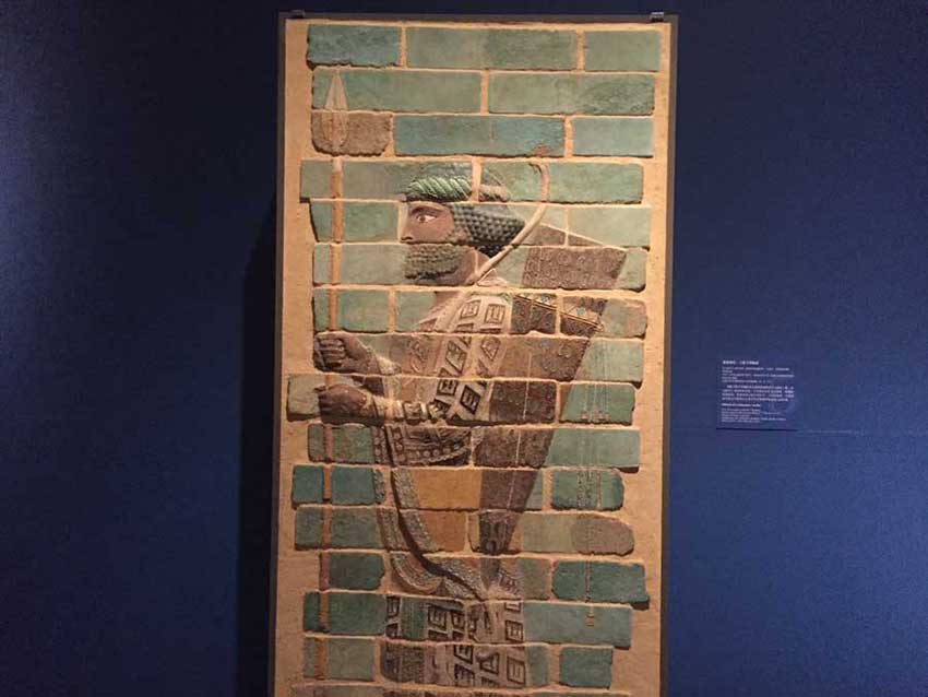 Tesouros artísticos do Louvre s?o exibidos em Beijing