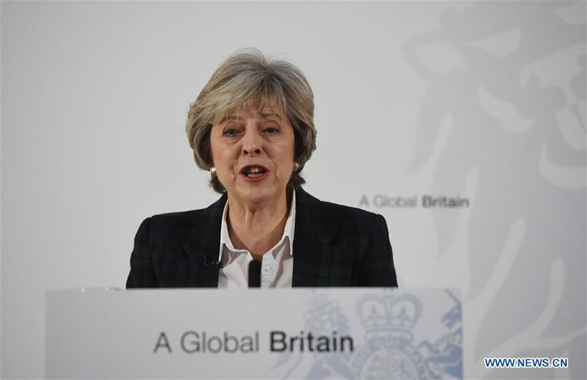 Theresa May recusa ‘Brexit’ parcial