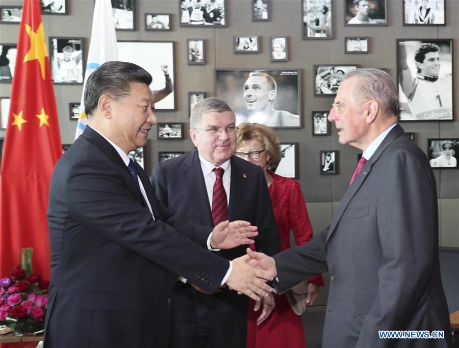 Presidente chinês reúne-se com presidente do COI