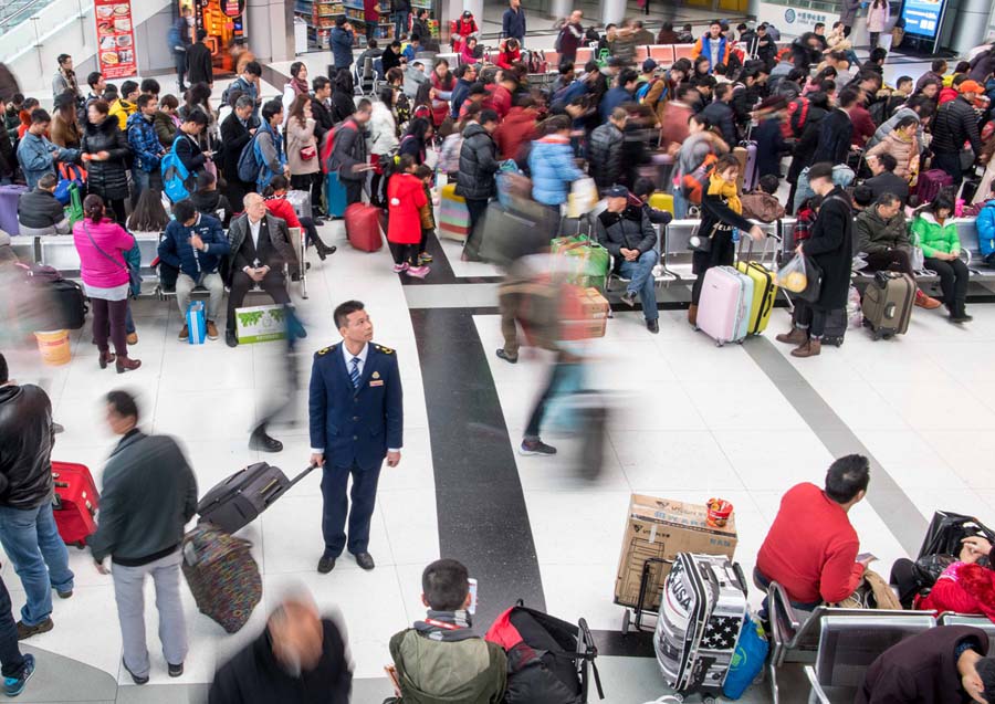 Passageiros de trem mantêm aceso sonho de funcionário de bordo