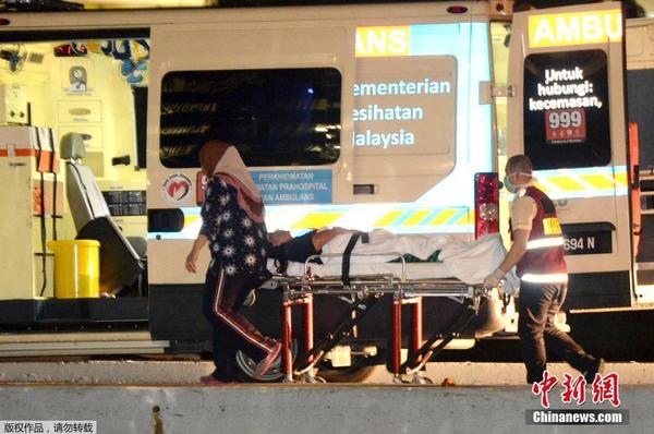 China lan?a medidas de emergência em busca por barco de turistas desaparecido na Malásia