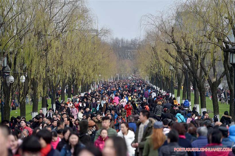 Lago Oeste recebe 632.500 turistas no quarto dia do Ano-Novo Lunar