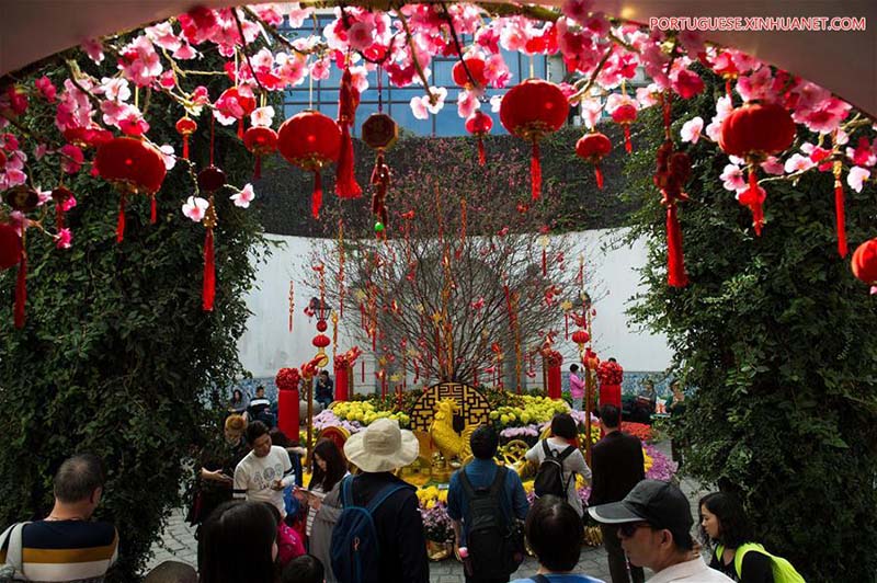 Turistas viajam por Macau durante o feriado do Ano-Novo Lunar