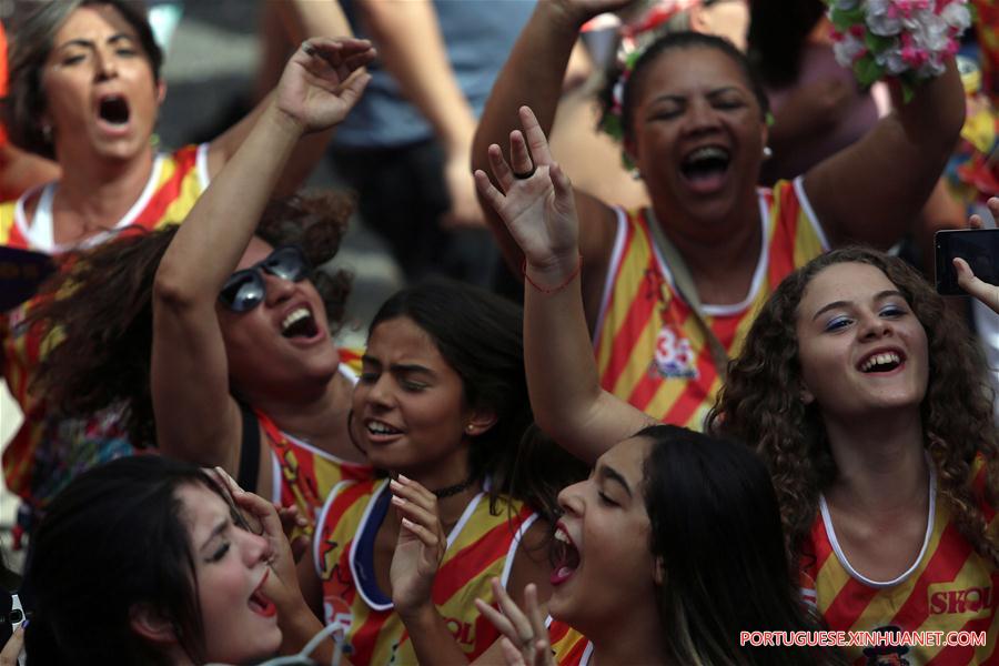 Carnaval movimenta economia brasileira
