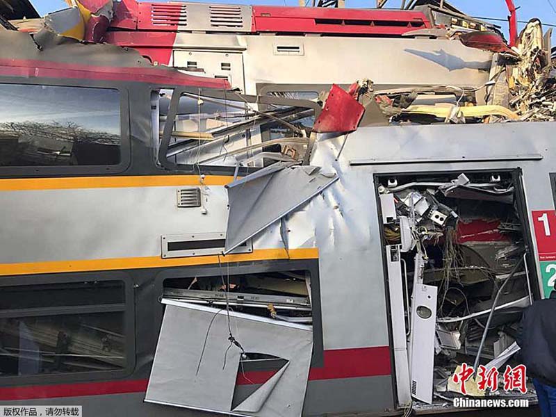 Colis?o de trens em Luxemburgo deixa um morto e vários feridos