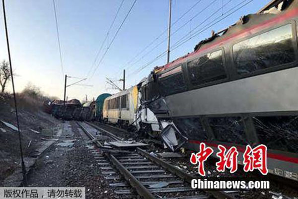 Colis?o de trens em Luxemburgo deixa um morto e vários feridos