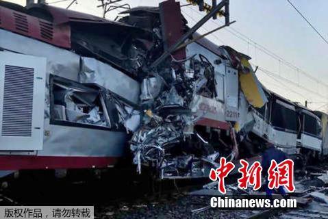 Colis?o de trens em Luxemburgo deixa um morto e vários feridos