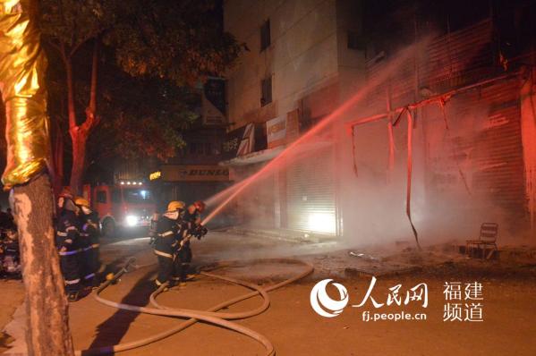 Incêndio em oficina mecanica de motocicletas deixa seis mortos e dois feridos no sudoeste da China