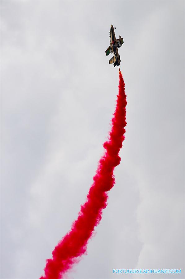 Exposi??o e Conferência Internacional de Defesa é realizada nos Emirados árabes Unidos