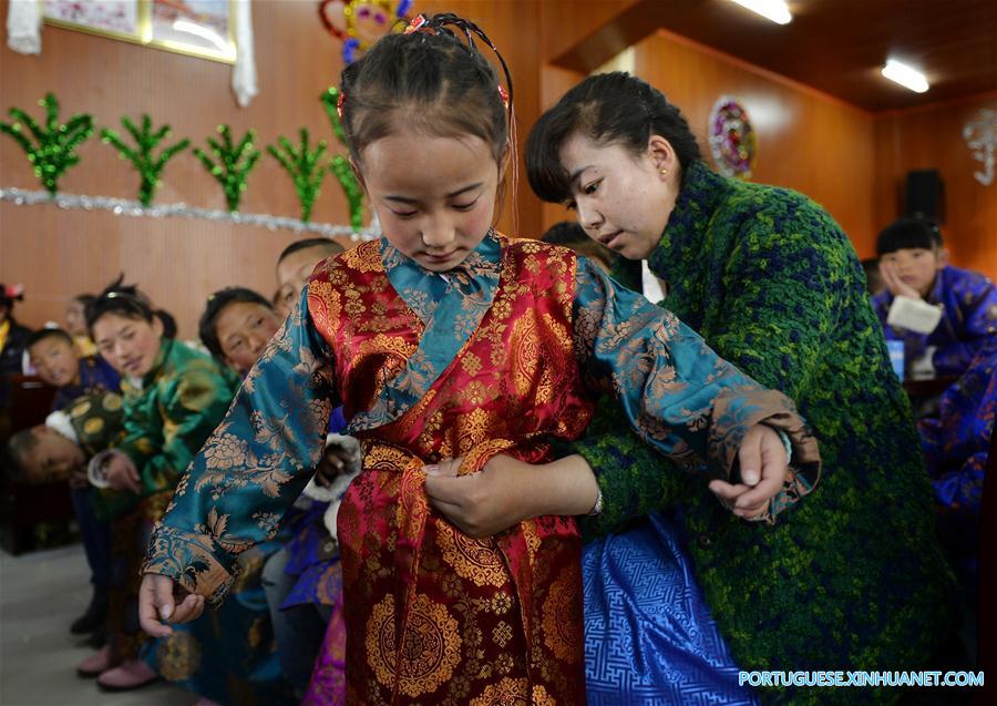 Ano Novo tibetano é celebrado no Tibete da China
