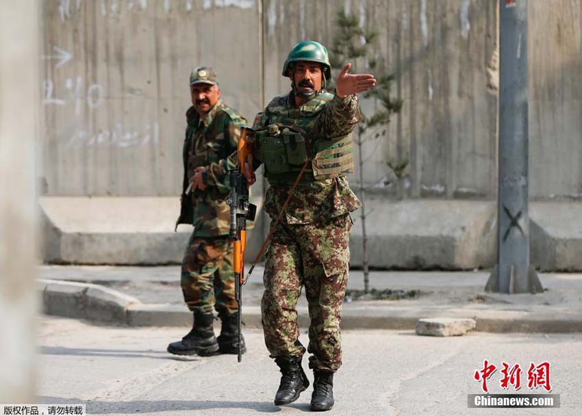 Ataque terrorista no Afeganist?o deixa mais de 30 mortos e 50 feridos