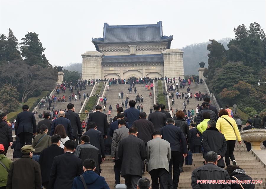 Sun Yat-sen é lembrado no 92o aniversário de sua morte