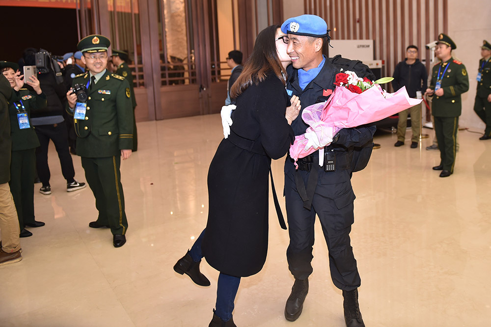 Grupo de for?as de manuten??o de paz na Libéria regressa à pátria