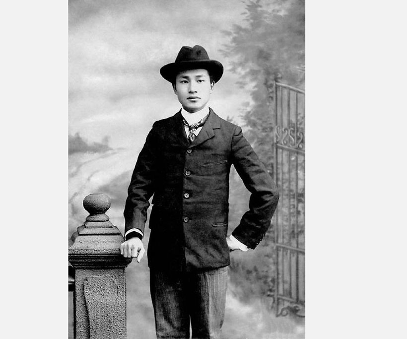 Homem registou envelhecimento com auto-retratos desde 1907