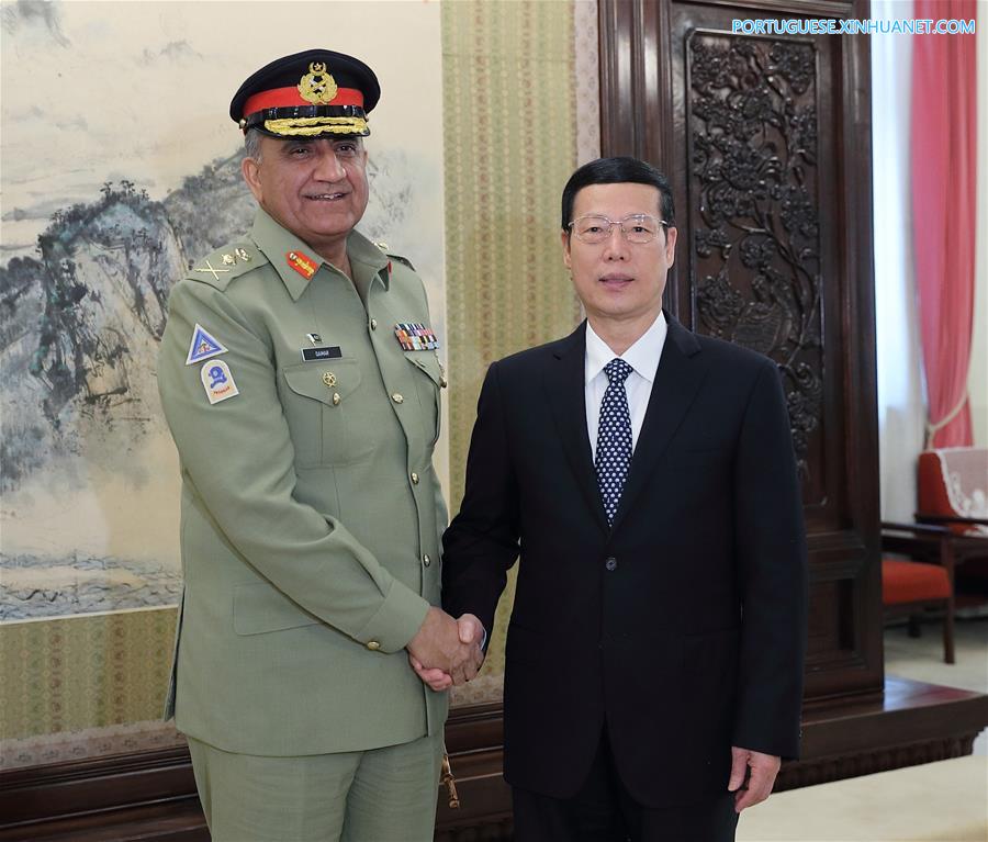 China e Paquist?o prometem impulsionar constru??o de corredor econ?mico