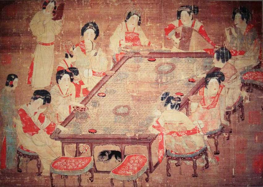 Estatuetas de ceramica revivem vida de mulheres chinesas na antiguidade