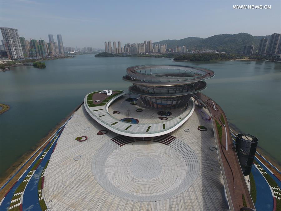 Plataforma panoramica em espiral se torna novo marco de Changsha