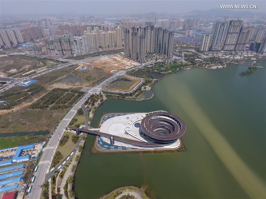 Plataforma panoramica em espiral se torna novo marco de Changsha