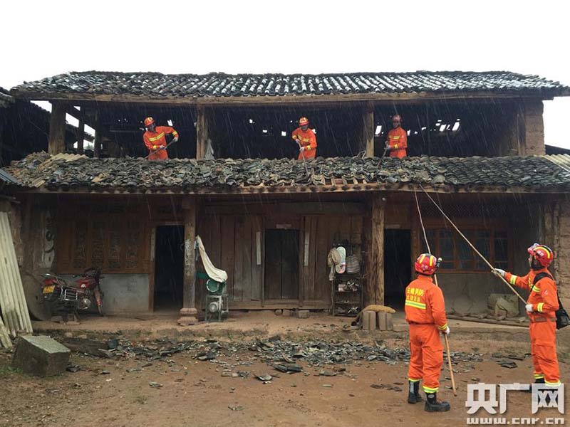 Terremoto no sudoeste da China afeta 15 mil pessoas