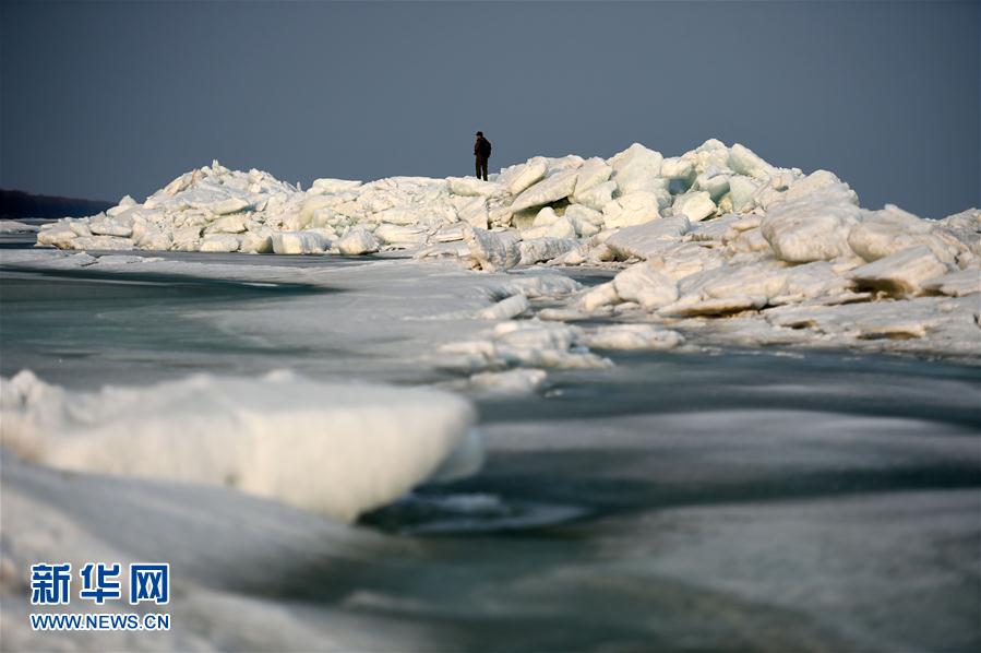 Galeria: Lago gelado na fronteira entre China e Rússia